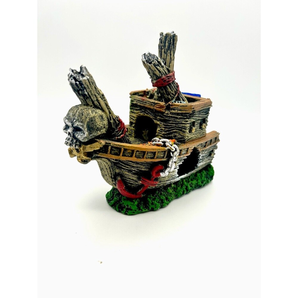 Aquarium Shipwreck Ornament Skull Pirate Boat Fish Tank Decor Cave Hideout Resin